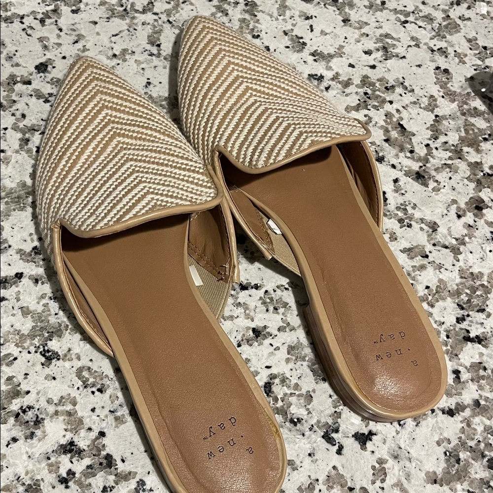 Mules Sandals - Picture 2 of 2